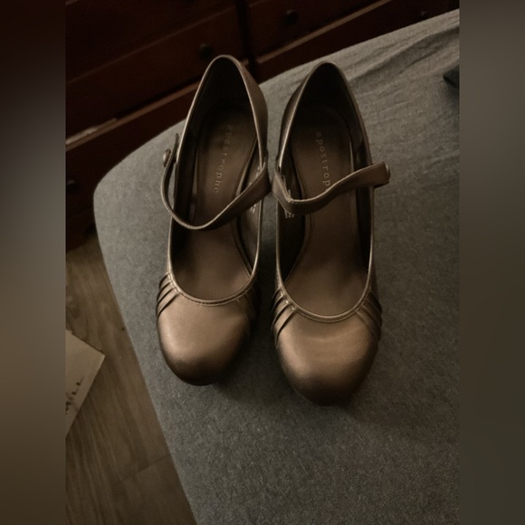 Apostrophe Bronze Mary Jane 3” Heels size 7.5 - Picture 1 of 8